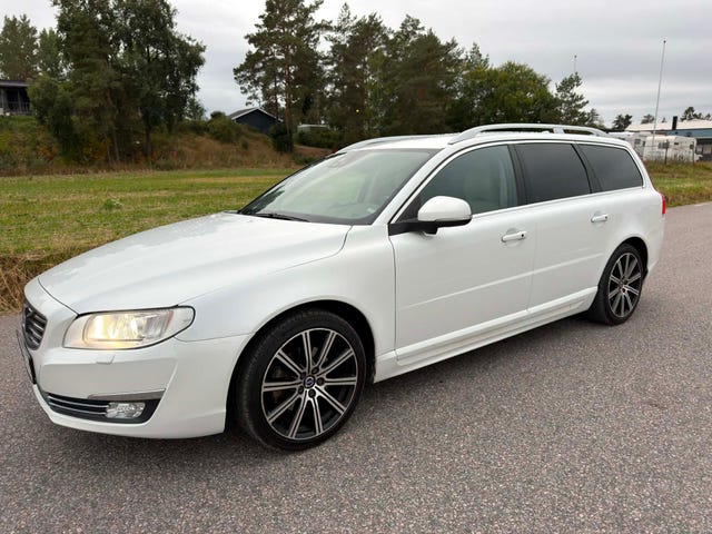 Volvo V70 2016