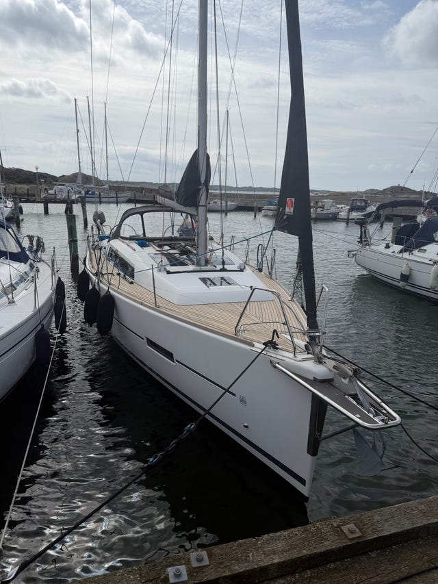 Dufour 382 Grande Large, 2016