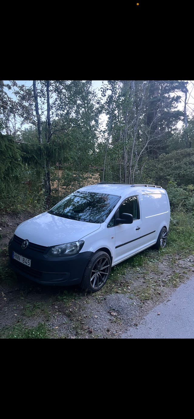 Volkswagen Caddy Maxi 2011