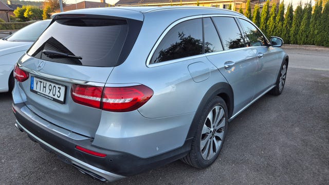 Mercedes-Benz E220 d 2018 – bild 2