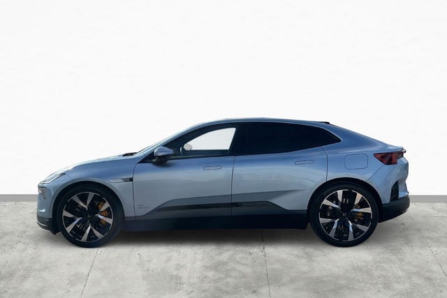 Polestar 4 2025