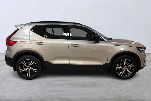 Volvo XC40 2025 – bild 3