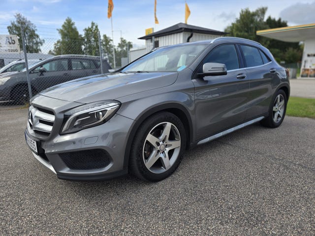 Mercedes-Benz GLA 220 d 2016
