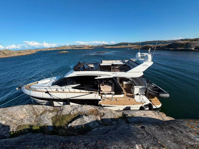 Galeon 460 Flybridge 2019 med 3 kabiner - Toppskick!