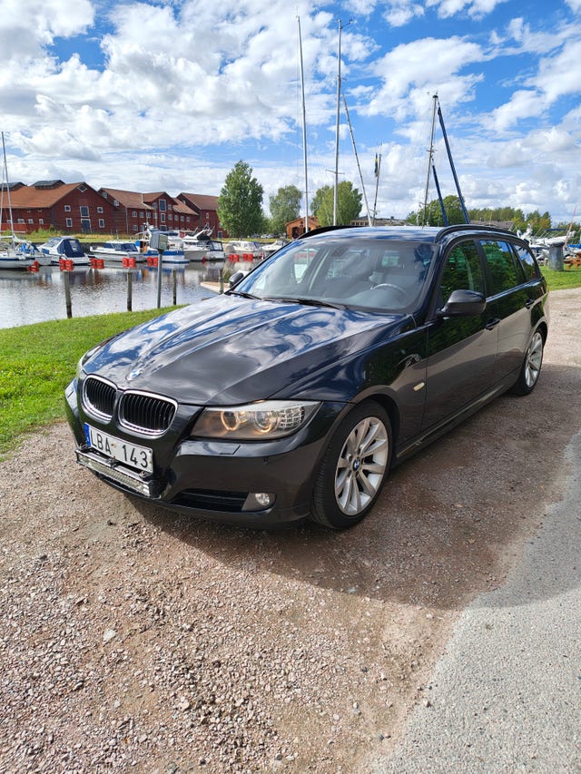 BMW 320d 2011