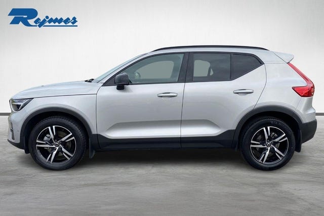 Volvo XC40 2025 – bild 3