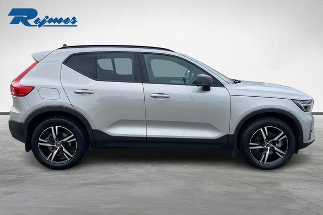 Volvo XC40 2025 – bild 4
