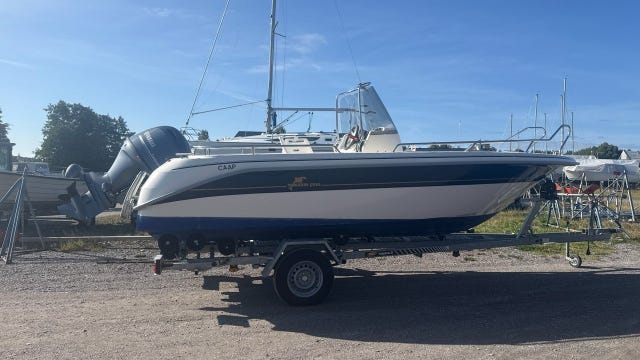 Yamarin 5910 -01, Yamaha F115LB -23