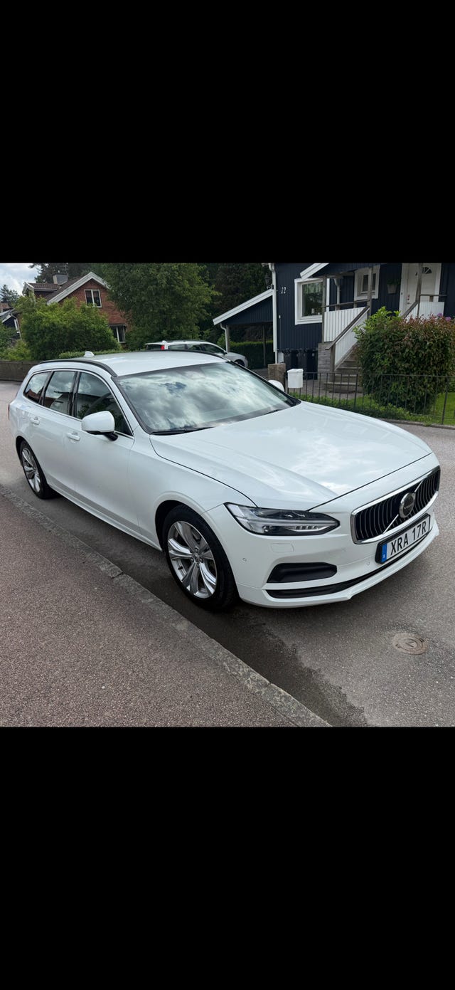 Volvo V90 2023