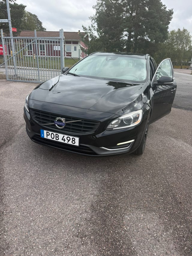 Volvo V60 2015