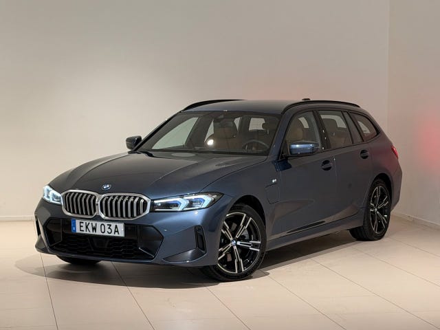 BMW 330e 2026