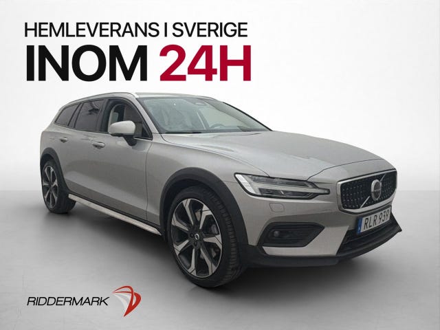 Volvo V60 Cross Country 2023