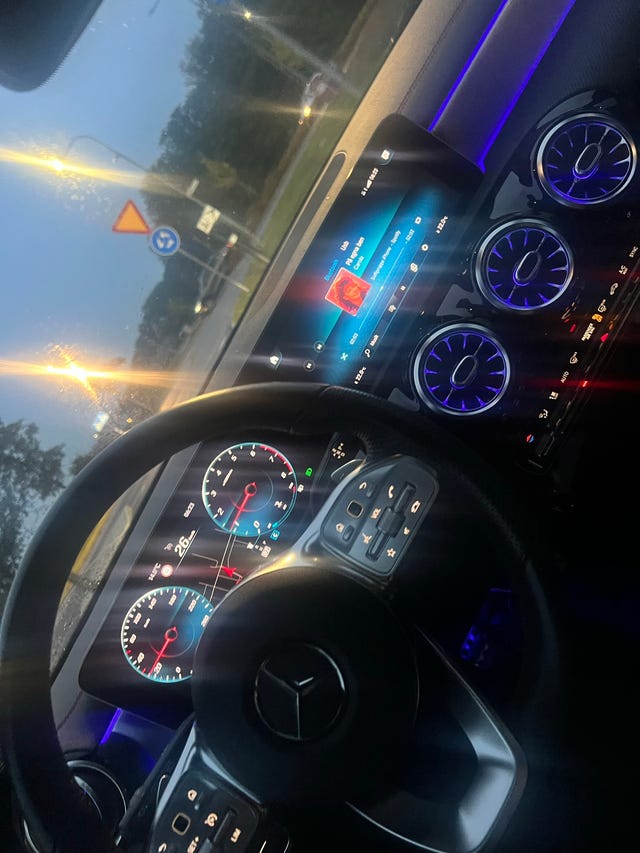 Mercedes-Benz CLA 200 2020 – bild 2