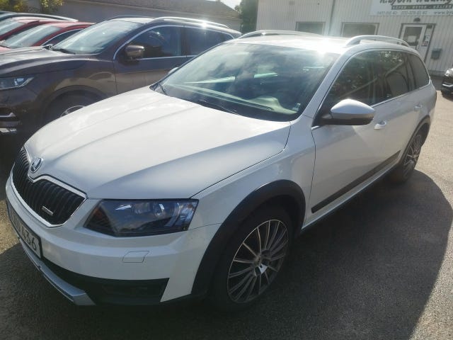 Skoda Octavia Scout 2016