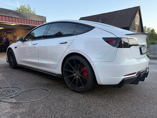 Tesla Model 3 2021