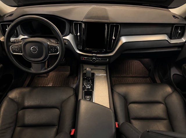 Volvo XC60 2023 – bild 4