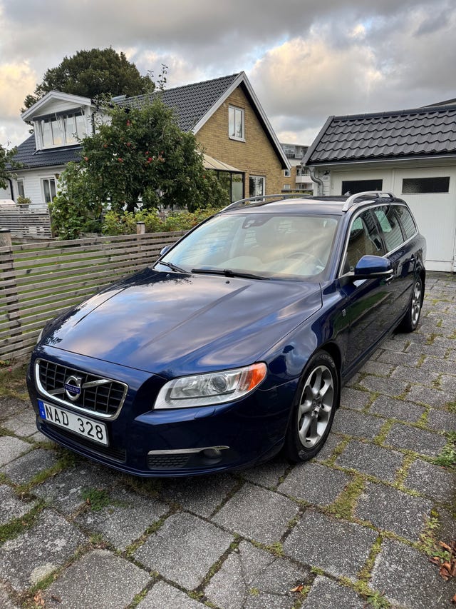 Volvo V70 2012
