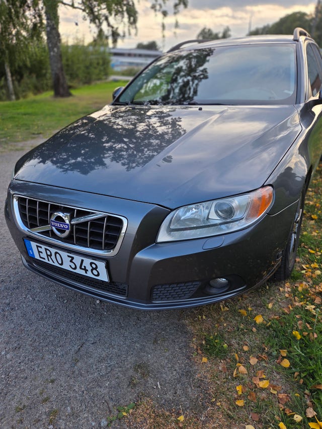 Volvo V70 2010
