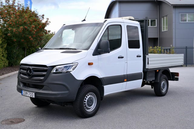 Mercedes-Benz Sprinter 319 2023
