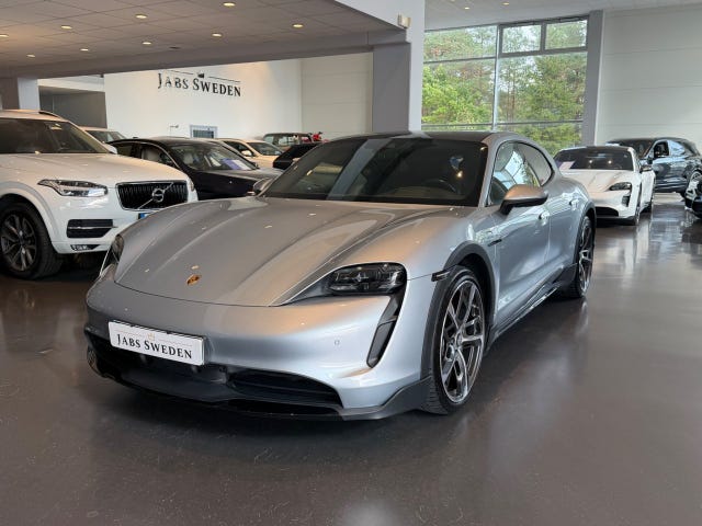 Porsche Taycan 2023