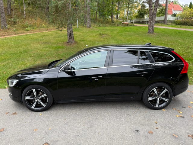 Volvo V60 2014