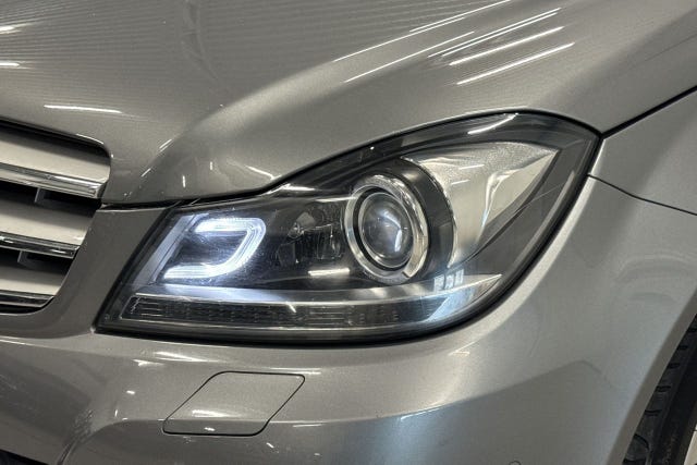 Mercedes-Benz C220 2012 – bild 2