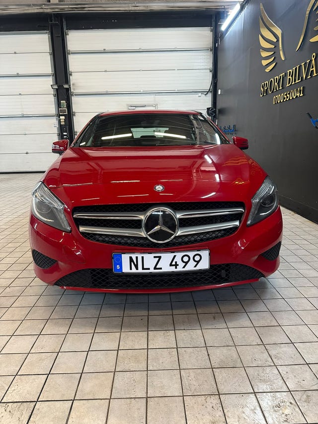 Mercedes-Benz A180 2015