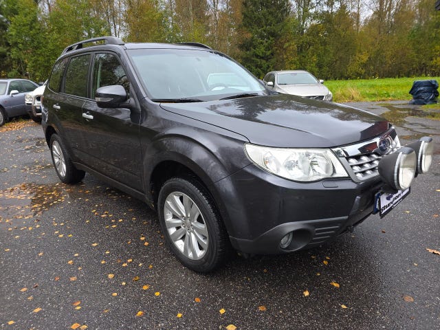 Subaru Forester 2011