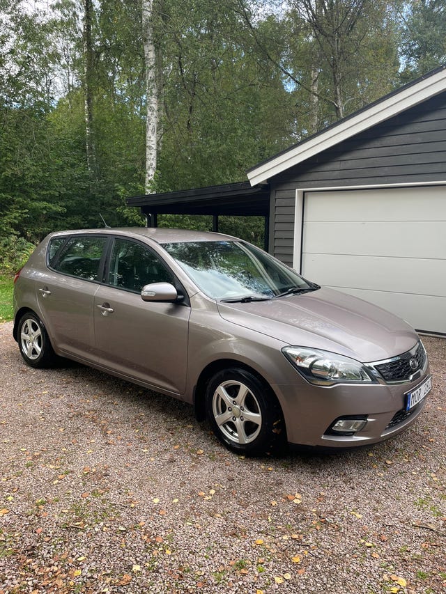 Kia Ceed 2010