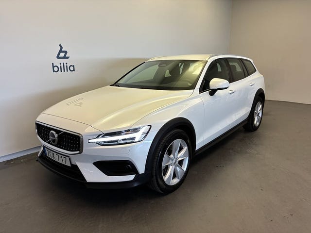 Volvo V60 Cross Country 2024