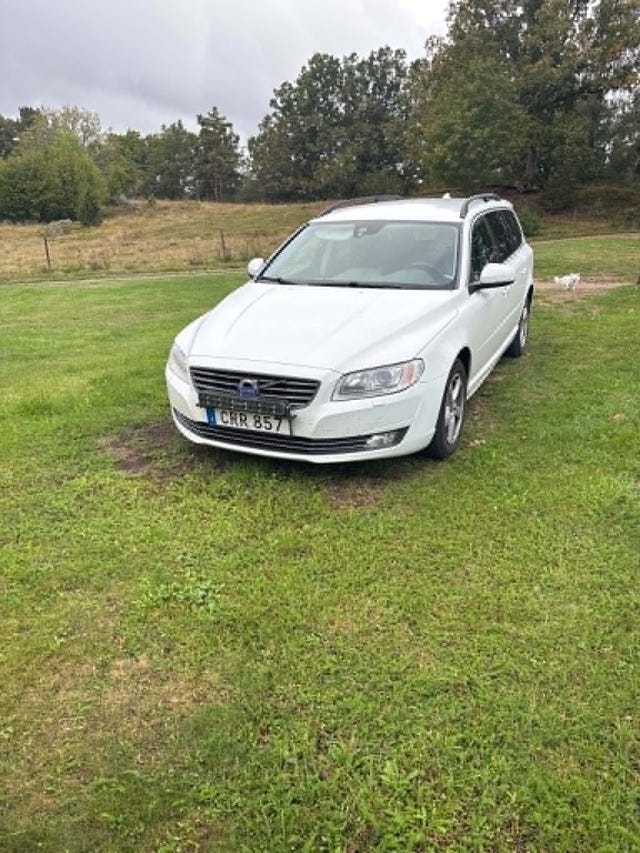 Volvo V70 2015