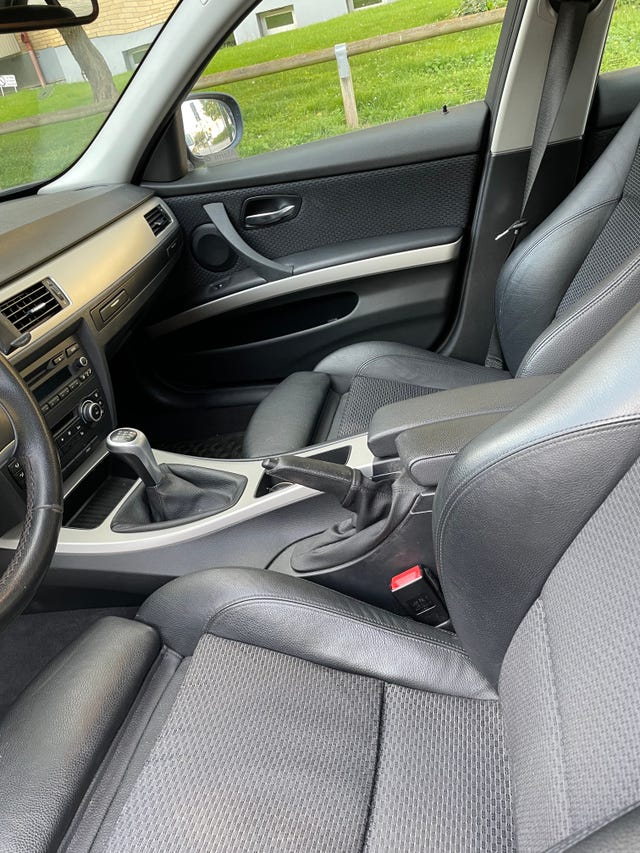 BMW 320d 2011