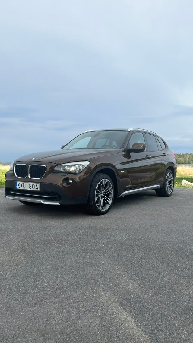 BMW X1 2011