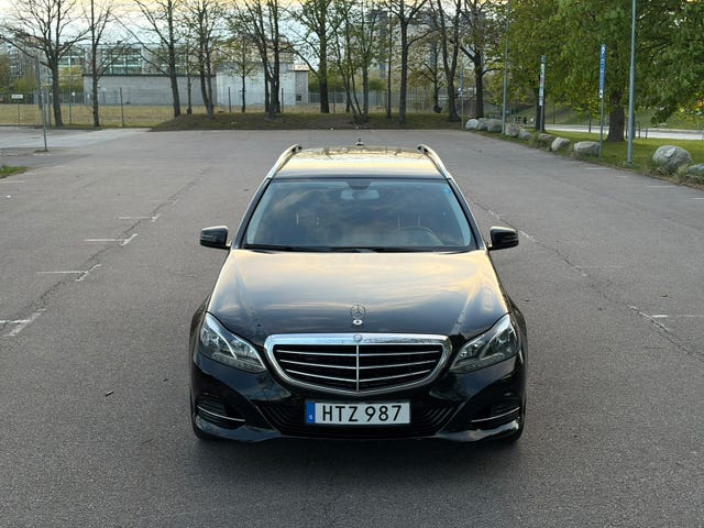 Mercedes-Benz E220 2016