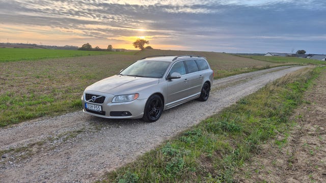 Volvo V70 2010