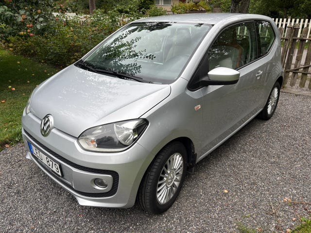 Volkswagen UP! 2012