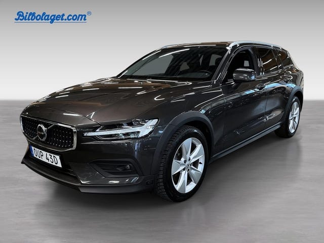 Volvo V60 Cross Country 2024