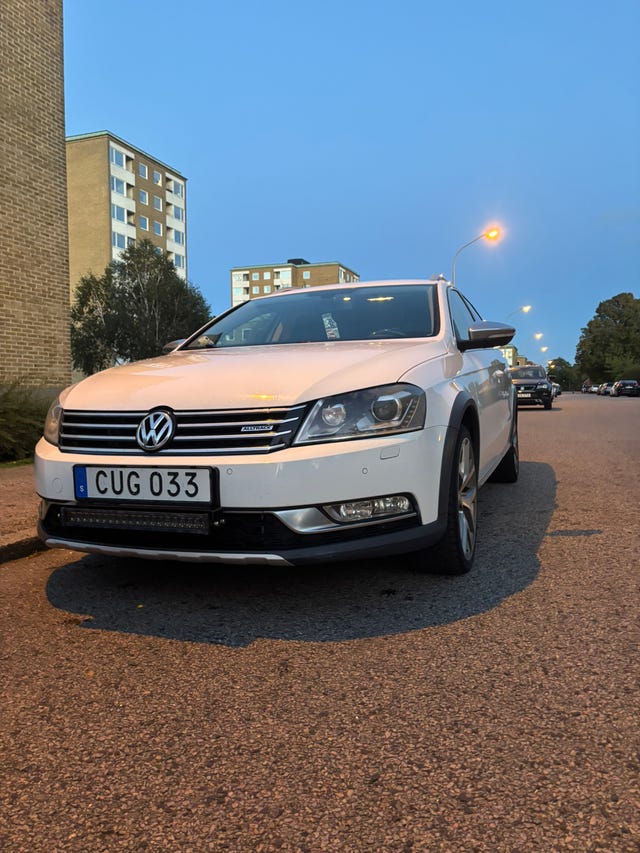 Volkswagen Passat Alltrack 2015