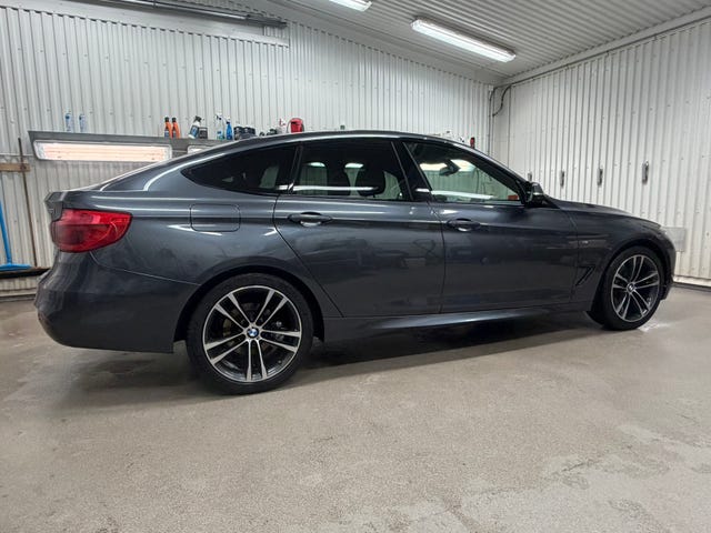 BMW 330i 2018