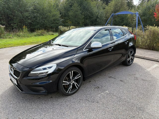 Volvo V40 2018