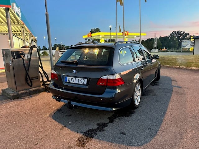 BMW 523i 2010