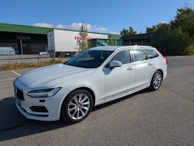 Volvo V90 2020
