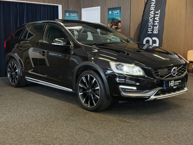 Volvo V60 Cross Country 2016