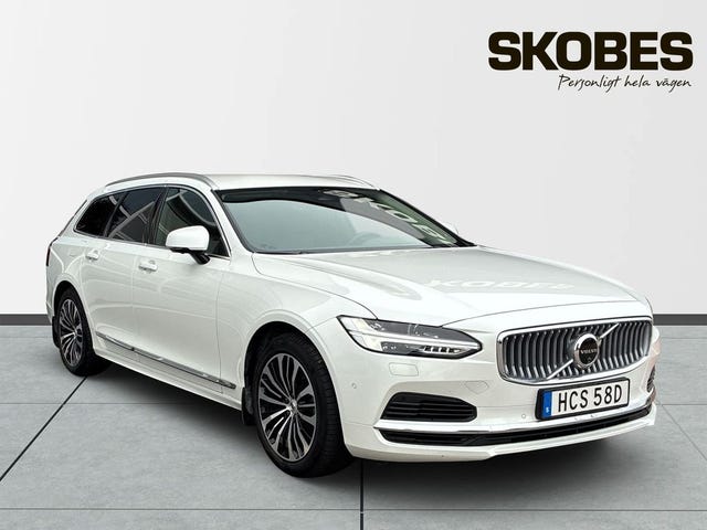Volvo V90 2025