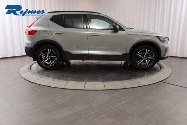 Volvo XC40 2025 – bild 3