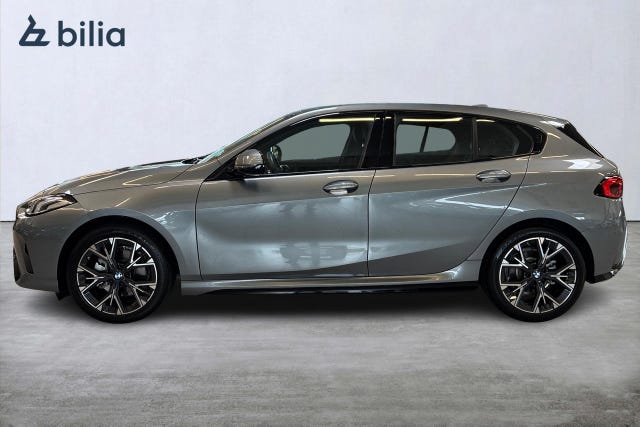 BMW 120 2026 – bild 3