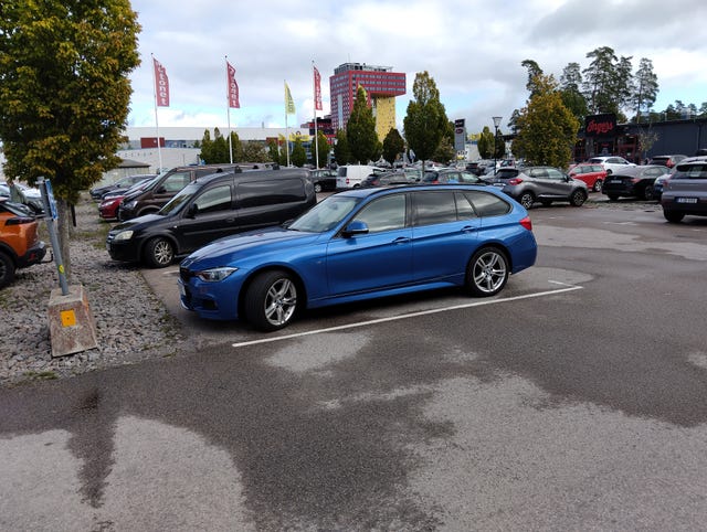 BMW 320d 2016