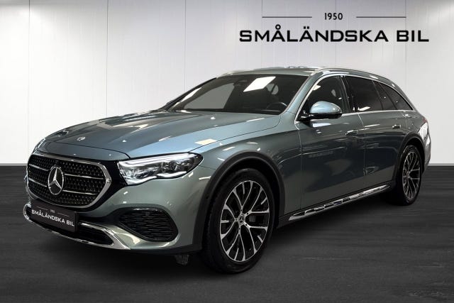 Mercedes-Benz E300 2025