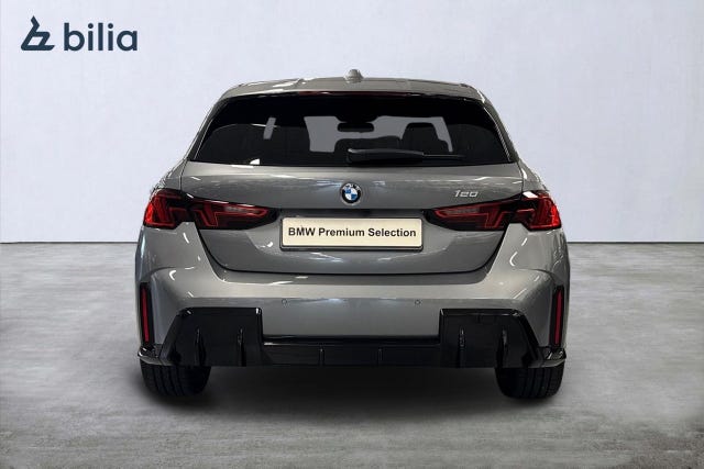 BMW 120 2026 – bild 4