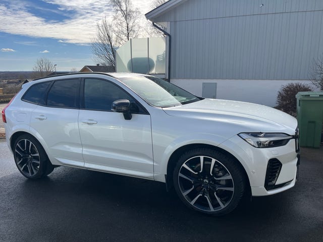 Volvo XC60 2025